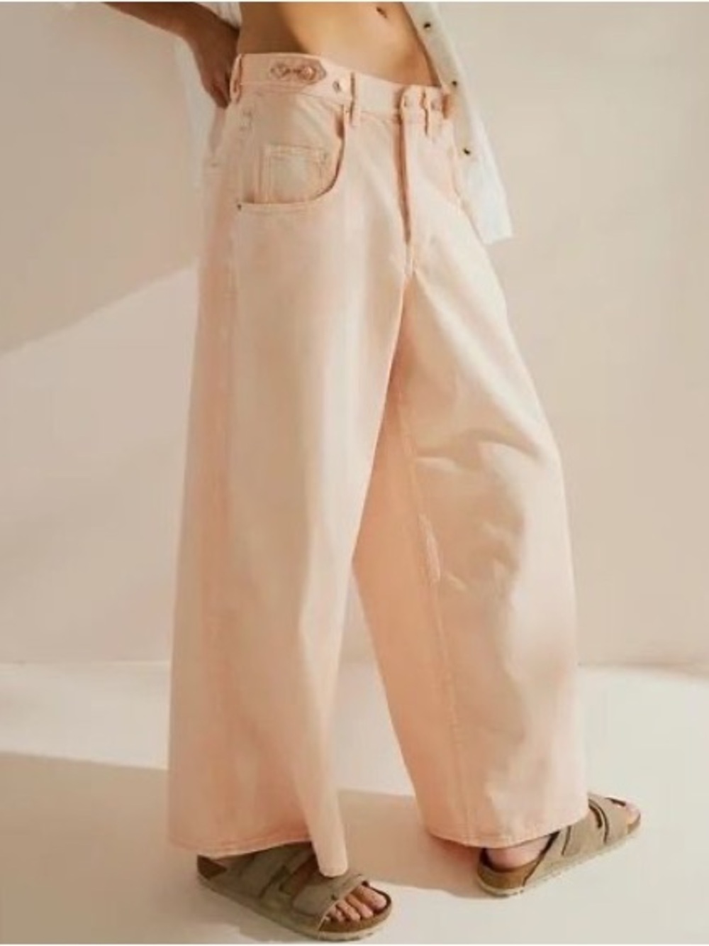 Free People We The Free Electric Feels Dropped Wide Leg Jeans Peach 26 Oversized